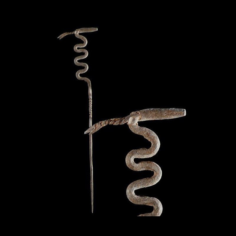 Fer noir autel vipere et antilope - Dogon - Mali