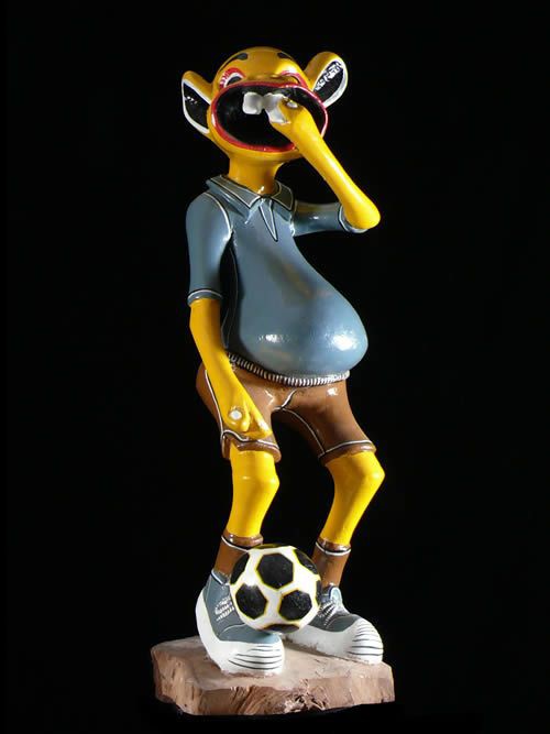 Sculpture Shetani Footballleur - George Lilanga - Makonde