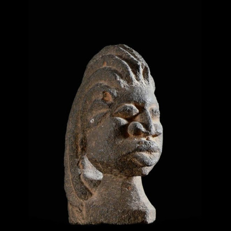 Statuette anthropomorphe en pierre - Dogon ? Lobi ? - Mali