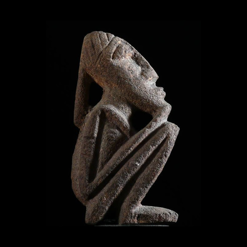 Statuette anthropomorphe en pierre - Dogon ? Lobi ? - Mali