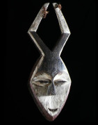 Masque Ekuk Antilope- Kwele - Gabon - Masques du Gabon