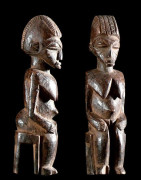 Fetiche Bateba ou Bouthiba ordinaire assis - Lobi - Burkina