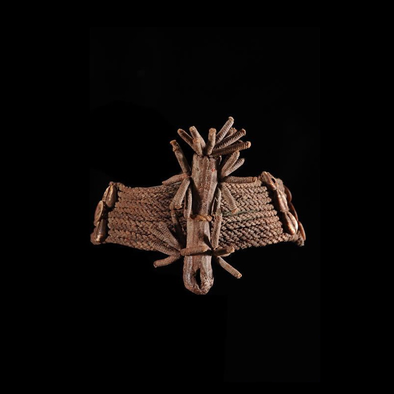 Poupee Brassard en cuir - Kirdi ? - Cameroun - Poupees d’afrique