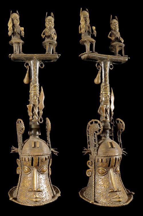 Cloche Ceremonielle - Nigeria - BIni Edo - Bronze cire perdue