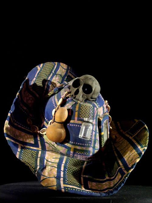 Chapeau fetiche Vaudou - Fon - Curiosa Africa