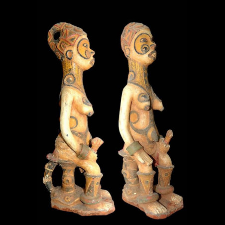 Mbari - Statue de reine terre polychrome- Ibo - Nigeria