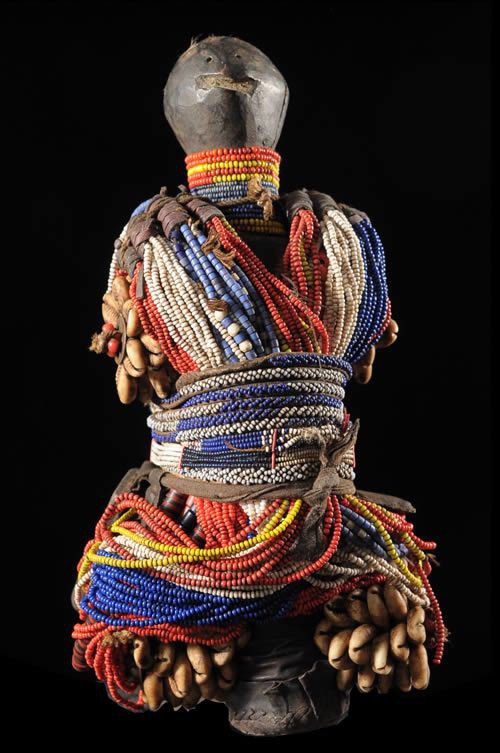 Poupee Ham Pilu - Fali - Cameroun - Poupees et perles africaines