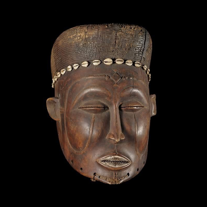 Masque ancetre feminin - Lwena / Luvale - Angola