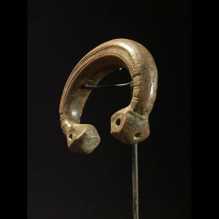 Petit Bracelet avec rivets en Bronze rouge - Akan - Ghana -
