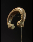 Petit Bracelet avec rivets en Bronze rouge - Akan - Ghana -