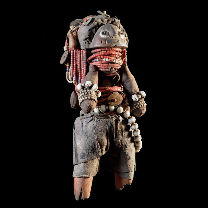Poupee rituelle perlee - Baggara - Soudan
