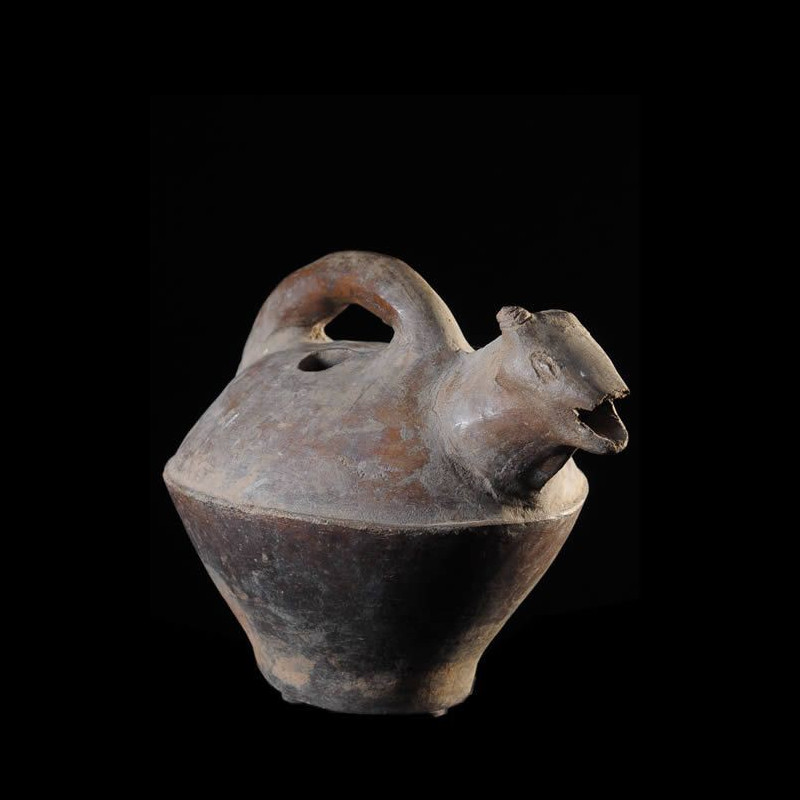 Petite poterie ancienne - Baoule - Côte d'Ivoire