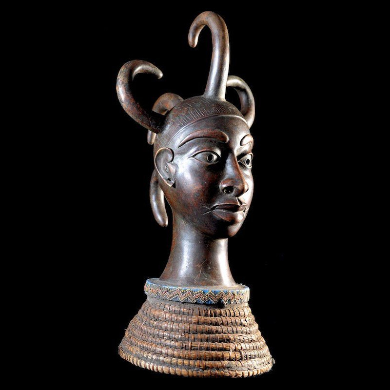 Tête commémorative masculine - Bini / Idoma - Nigeria
