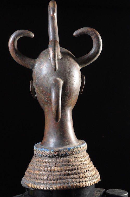 Tête commémorative masculine - Bini / Idoma - Nigeria