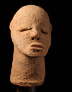 Tête anthropomorphe en terre cuite - Style Civilisation Nok - Nigeria