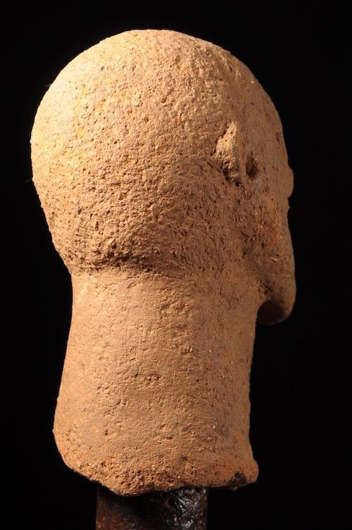 Tête anthropomorphe en terre cuite - Style Civilisation Nok - Nigeria