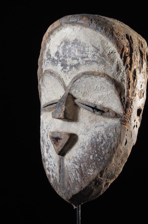 Masque blanc ancien - Tsogho / Vouvi - Gabon