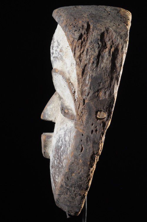 Masque blanc ancien - Tsogho / Vouvi - Gabon