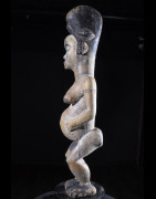 Statuette rituelle feminine - Punu / Pounou Lumbu - Gabon