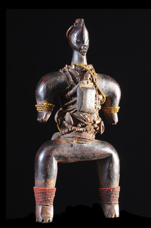Poupee Namji - Nigeria / Cameroun - Poupee perles africaines