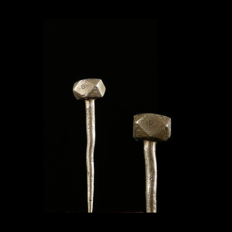 Pique a cheveux en metal - Gurunsi - Burkina faso