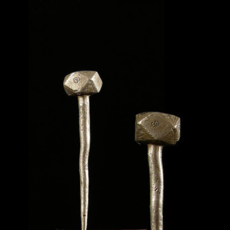 Pique a cheveux en metal - Gurunsi - Burkina faso