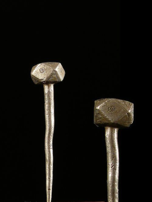 Pique a cheveux en metal - Gurunsi - Burkina faso