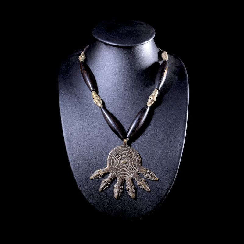 Collier en alliage de bronze et ébéne  - Akan ou Baoule - Côte d'Ivoire