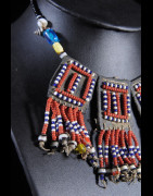 Collier en perles de verre  - Afar - Ethiopie
