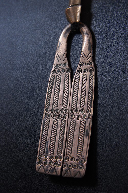 Collier pendentif en cuivre rouge - Sidamo - Ethiopie