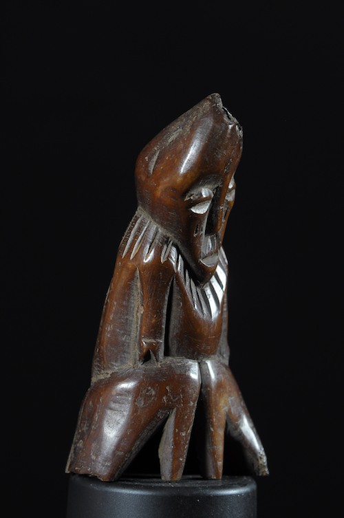 Statuette insigne Iginga en os - Lega - RDC Zaire