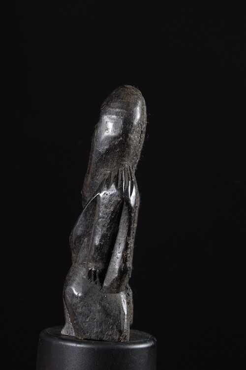 Statuette insigne Iginga en os - Lega - RDC Zaire
