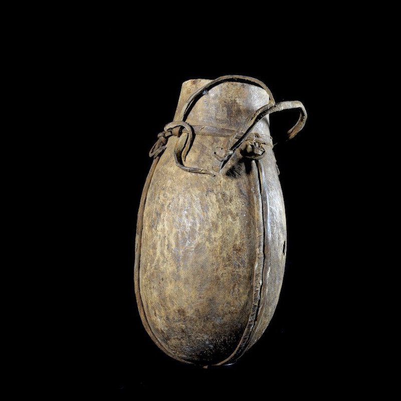 Pot a lait en bois - Mursi - Ethiopie - Objets usuels