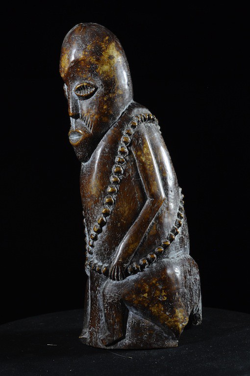 Statuette insigne Iginga en os - Lega - RDC Zaire
