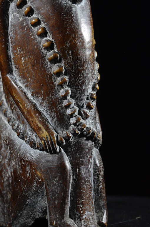 Statuette insigne Iginga en os - Lega - RDC Zaire