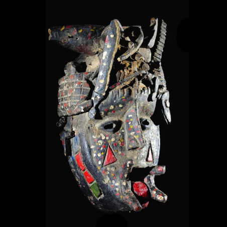 Masque Egbukere - Ibo / Igbo / Ekpeya - Nigeria