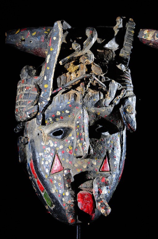 Masque Egbukere - Ibo / Igbo / Ekpeya - Nigeria