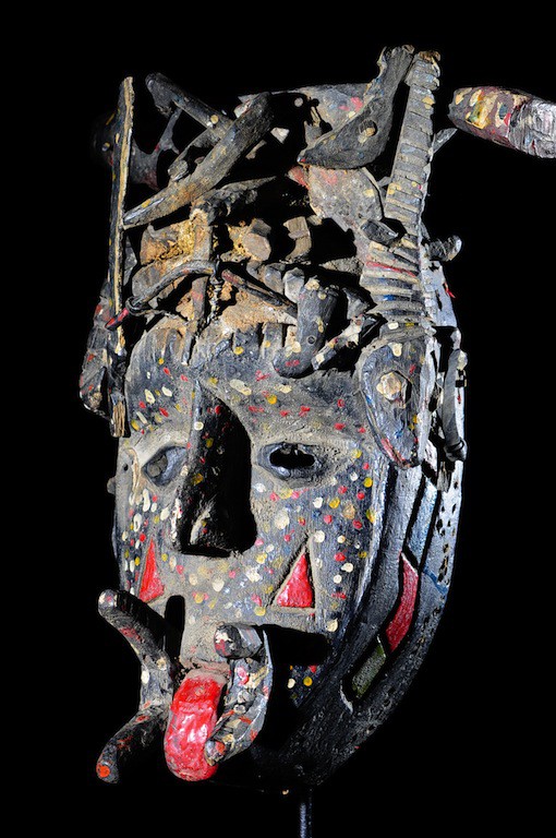 Masque Egbukere - Ibo / Igbo / Ekpeya - Nigeria