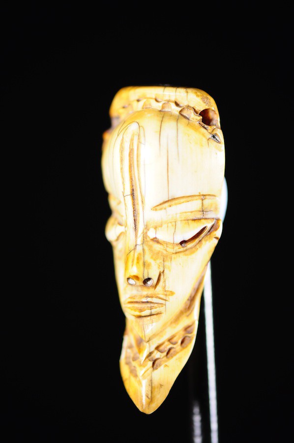 Amulette Ikhoko - Pende - RDC Zaire ivoires et corne africaines