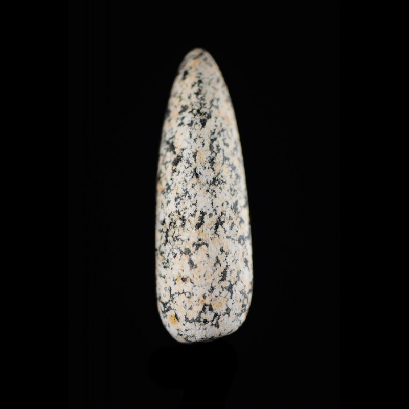 Labret en pierre de quartz - Batammariba - Togo / Bénin