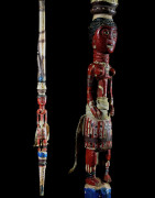 Canne de dignitaire polychrome - Baoule - Côte d'Ivoire - Objets de regalia