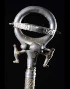 Canne de dignitaire en fonte aluminium - Fon - Benin - Objets de regalia