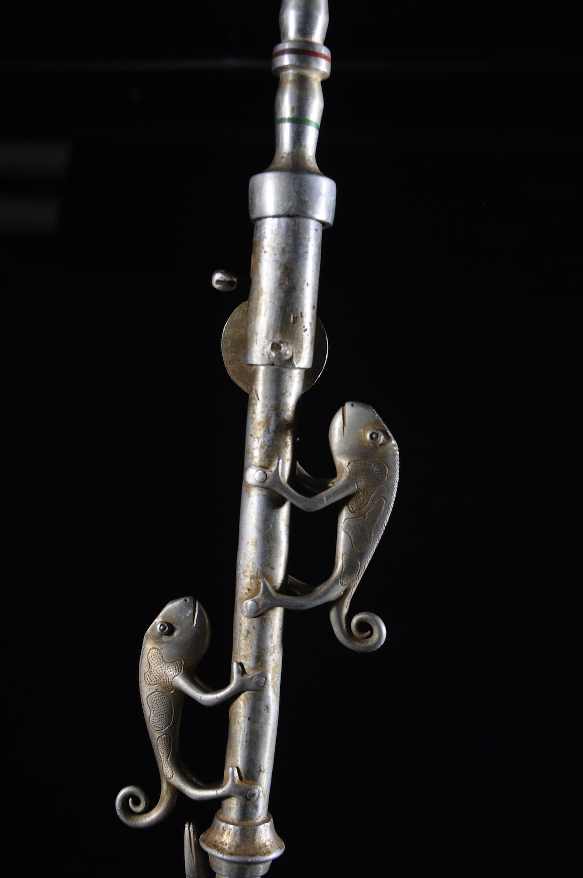 Canne epee de dignitaire en fonte aluminium - Fon - Benin - Objets de regalia