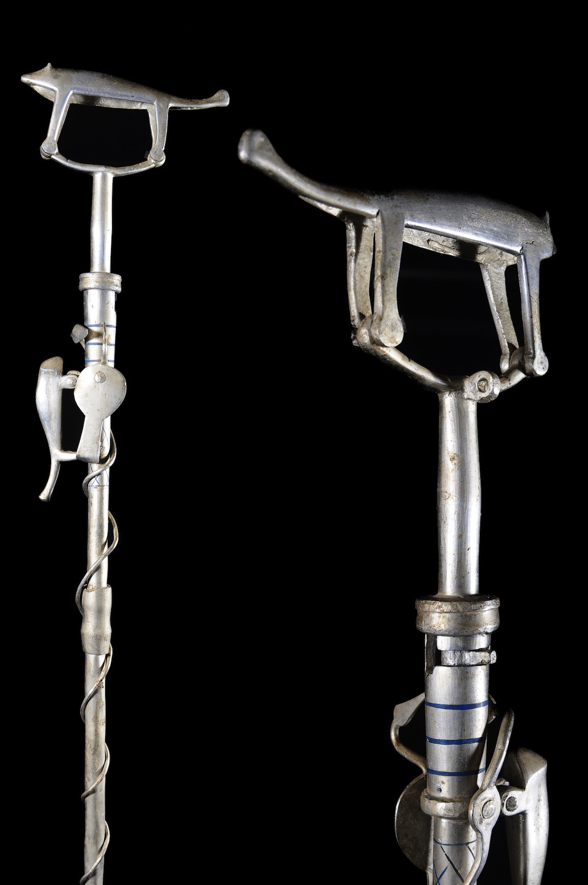 Canne epee de dignitaire en fonte aluminium - Fon - Benin - Objets de regalia