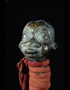 Gong en fer noir et bronze - Tikar - Cameroun