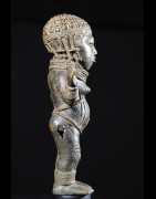 Femme en pied - Bronze  - Bini / Edo - Nigeria