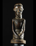 Statuette anthropomorphe - Holo - RDC Zaire / Angola