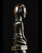 Statuette anthropomorphe - Holo - RDC Zaire / Angola