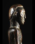 Statuette anthropomorphe - Holo - RDC Zaire / Angola