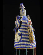 Coiffe Ade ou Adenla avec rideau de perles - Yoruba - Nigeria